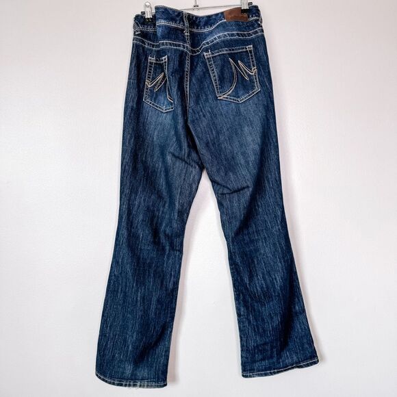 Maurices Bootcut Dark Wash Jeans Size 11/12 Short - Picture 4 of 7